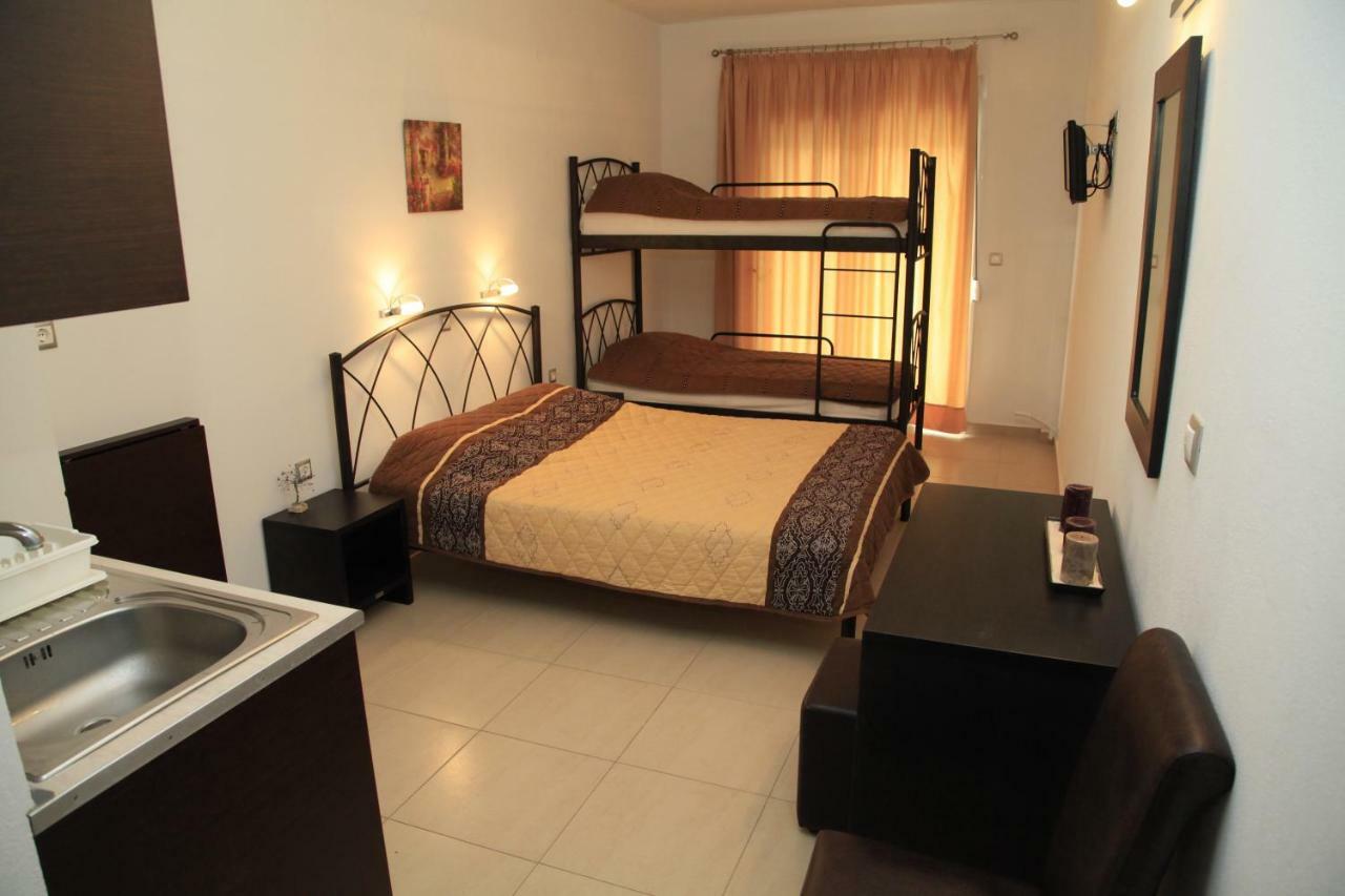 Vicky Rooms Dioniszíu-part Kültér fotó